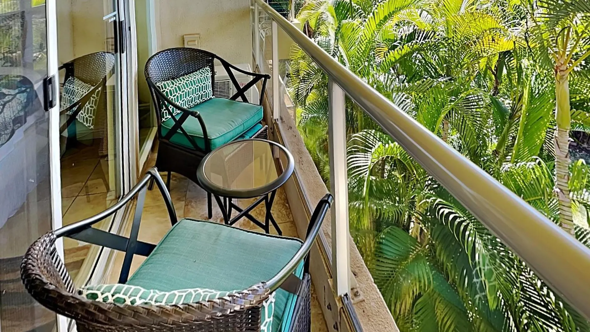 Maui Banyan T-305 Apartment Wailea